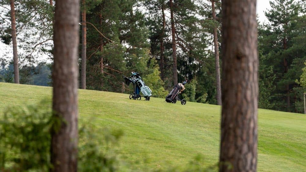 Golf in the Heart of Nature